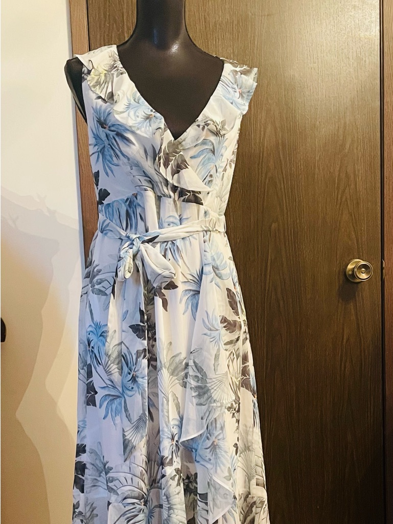 Tommy Bahama White Vneck Sleeveless Midi Dress With Blue & Gray Floral